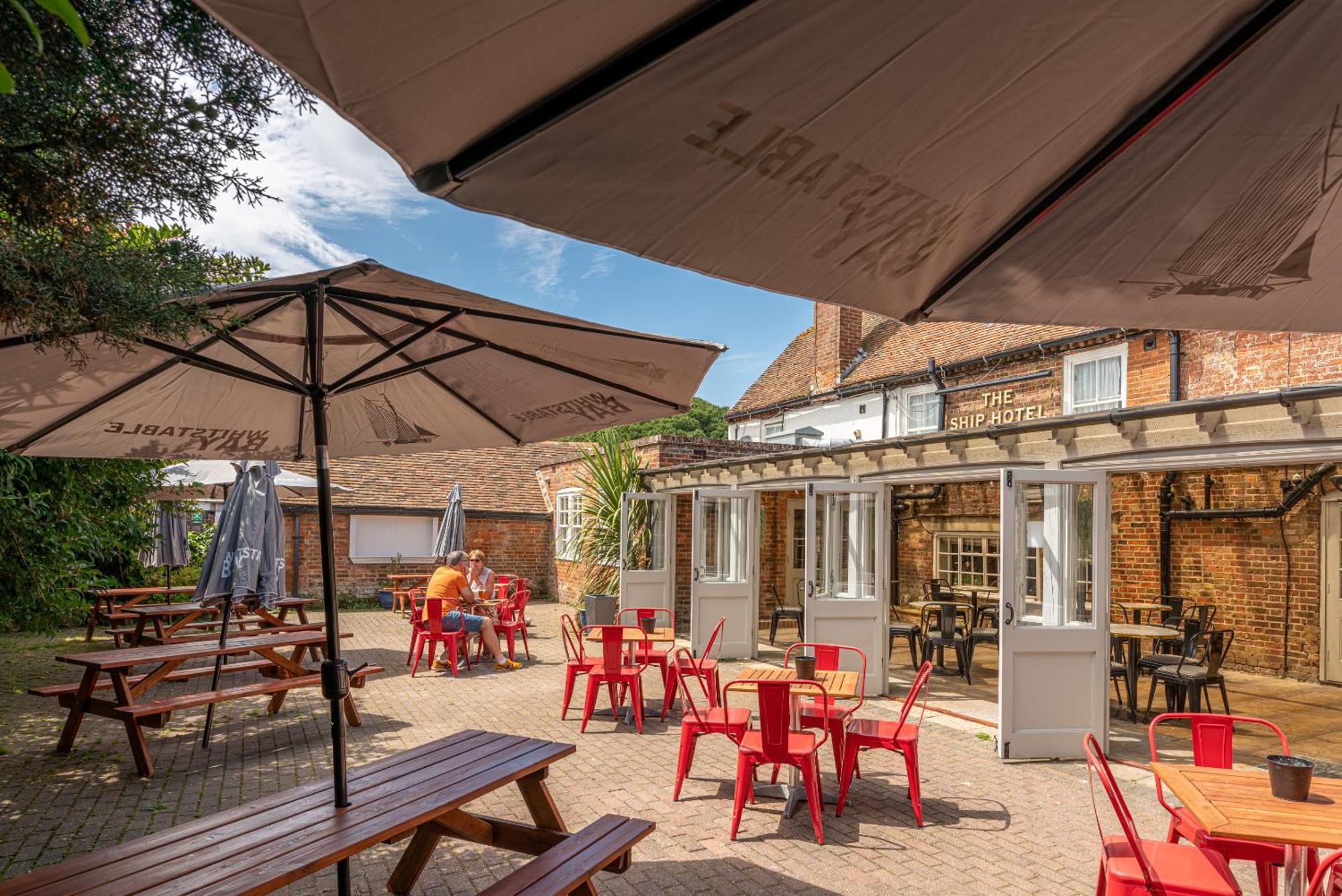 The Ship Hotel New Romney Exteriér fotografie